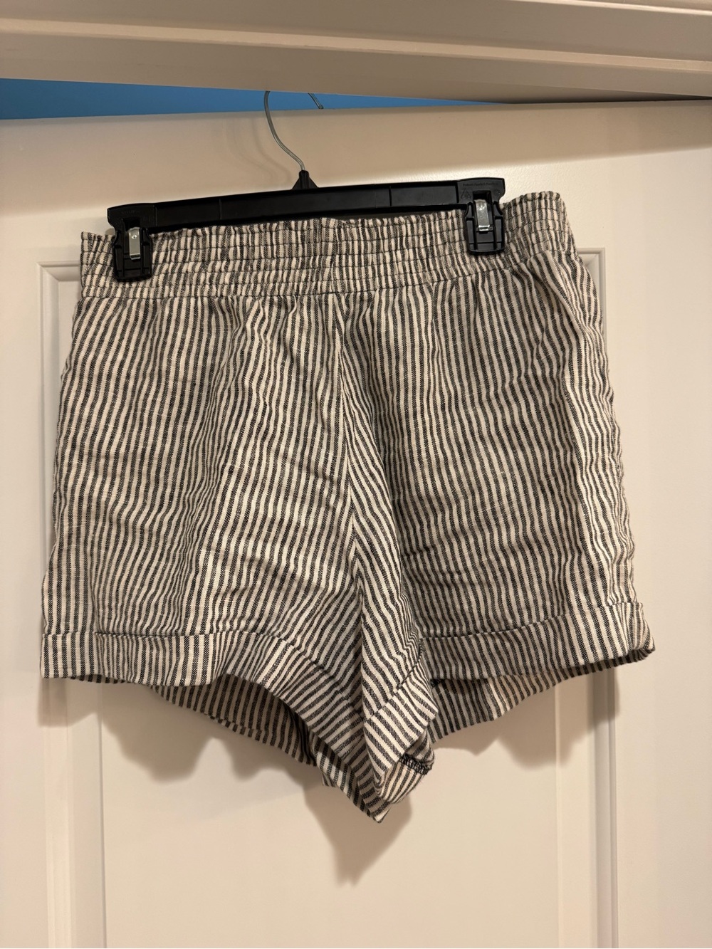 Reformation Nashville Linen Shorts - Picture 2 of 5